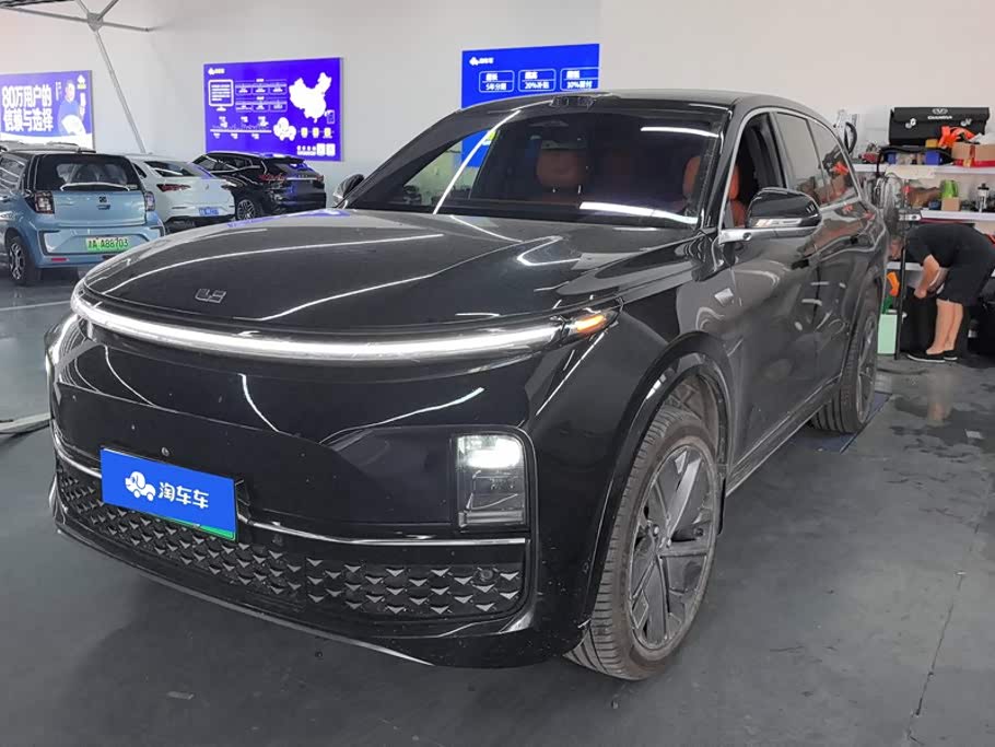Li Auto L8