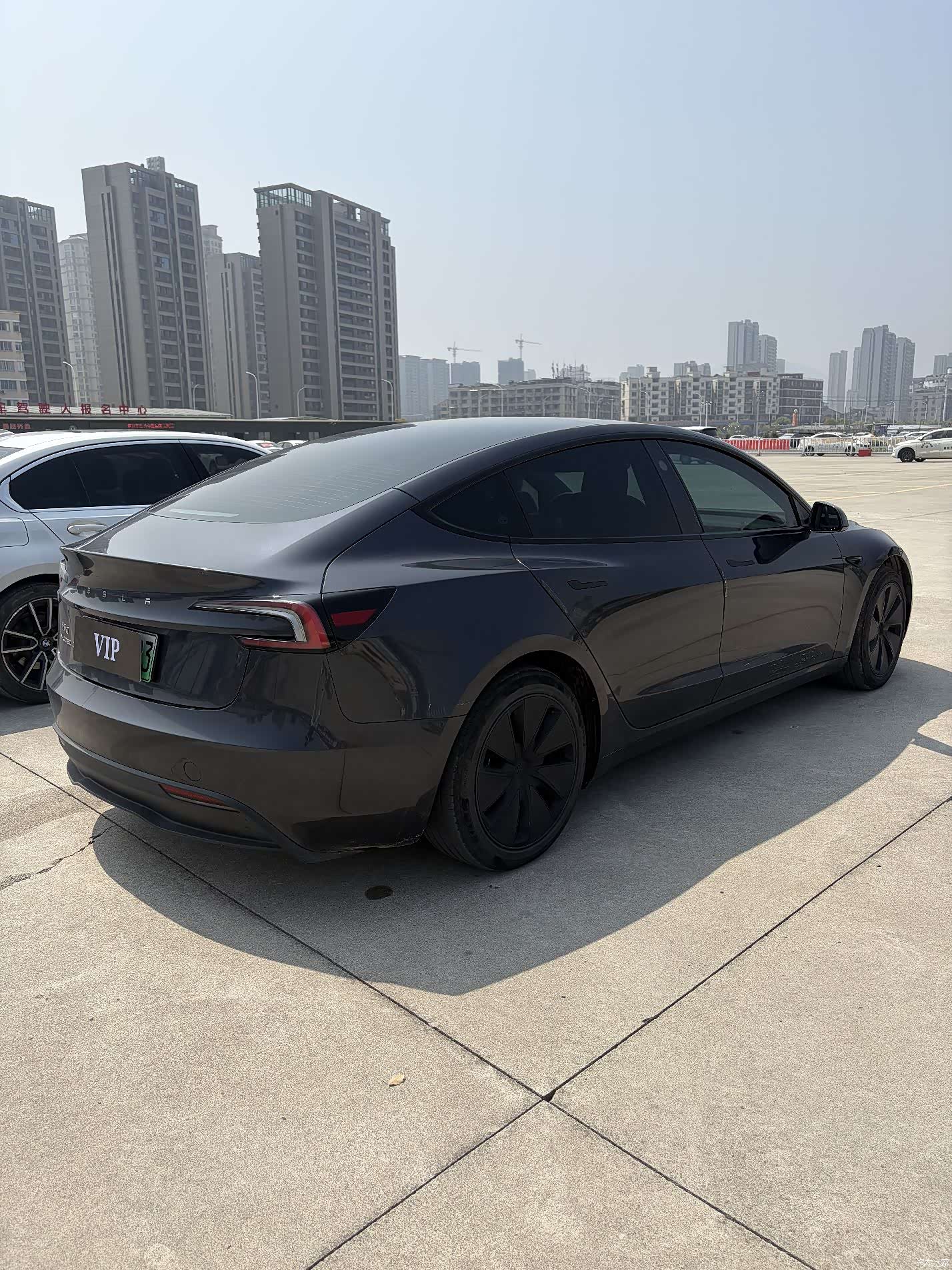 Tesla Model 3, 2025 9