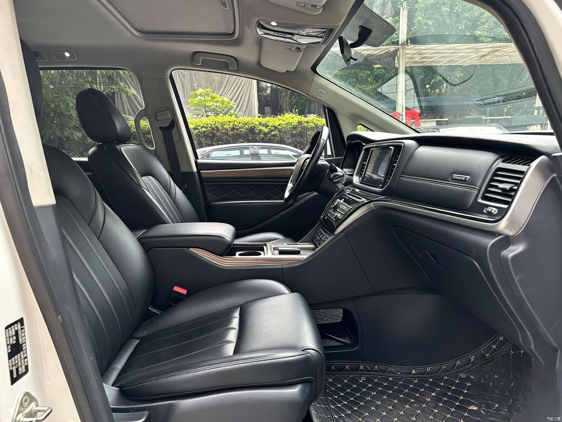 Trumpchi M8, 2020 10