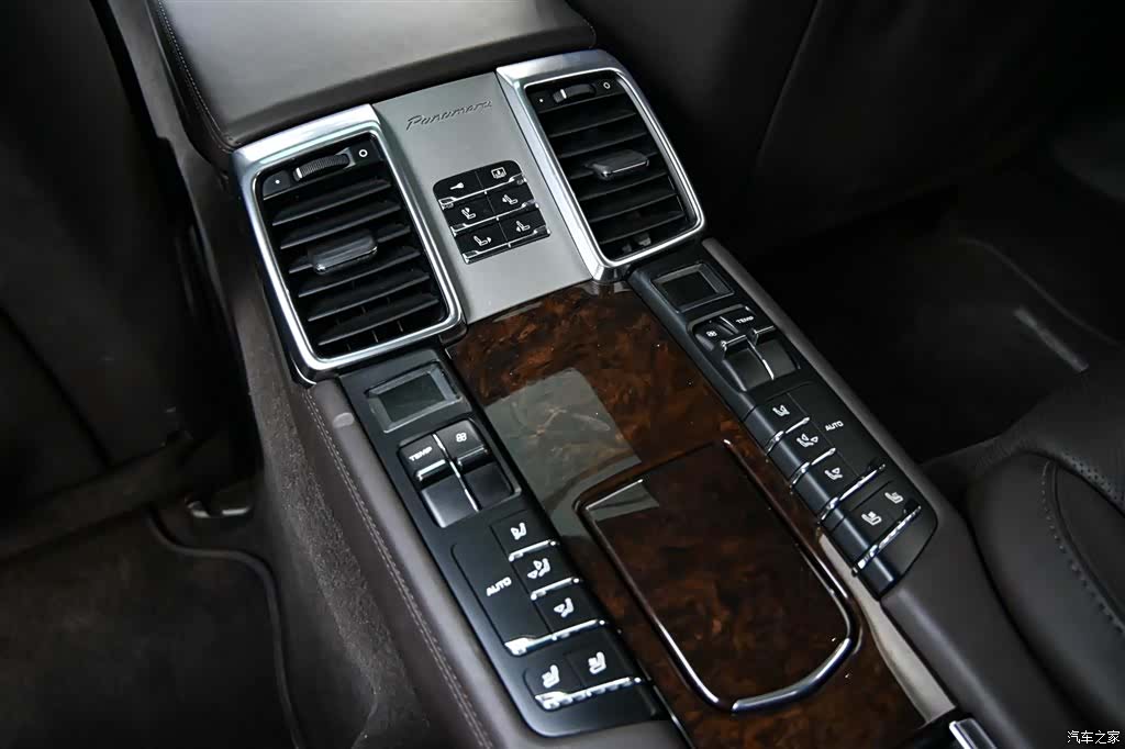 Porsche Panamera, 2010 15