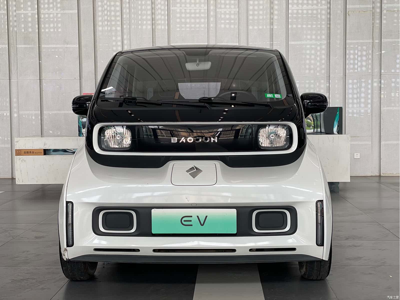 Wuling E300, 2021 2