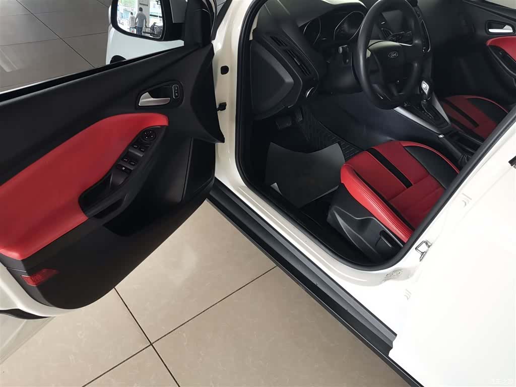 Ford Focus, 2018 16