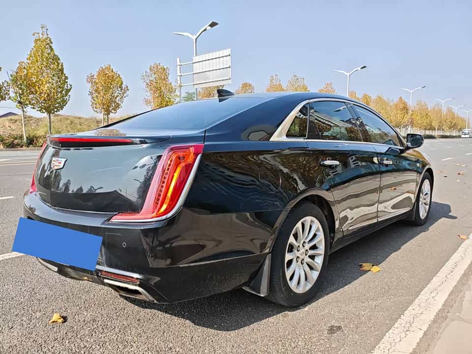 Cadillac XTS