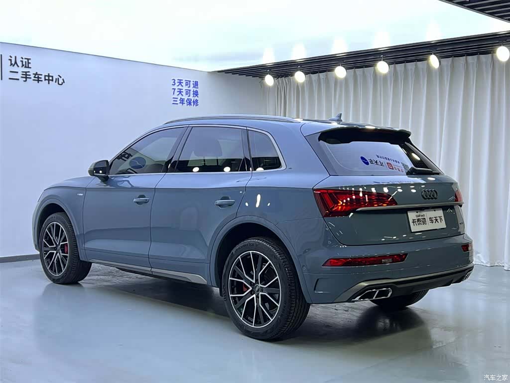 Audi Q5L, 2022 все фото