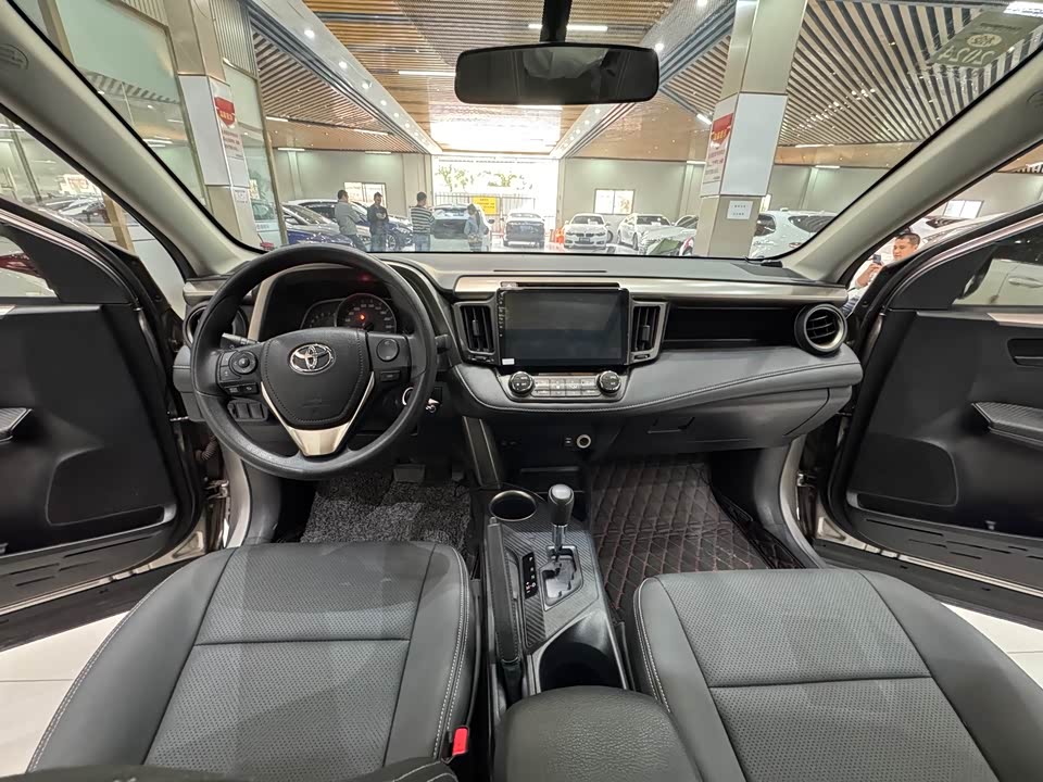 Toyota RAV4 Rongfang