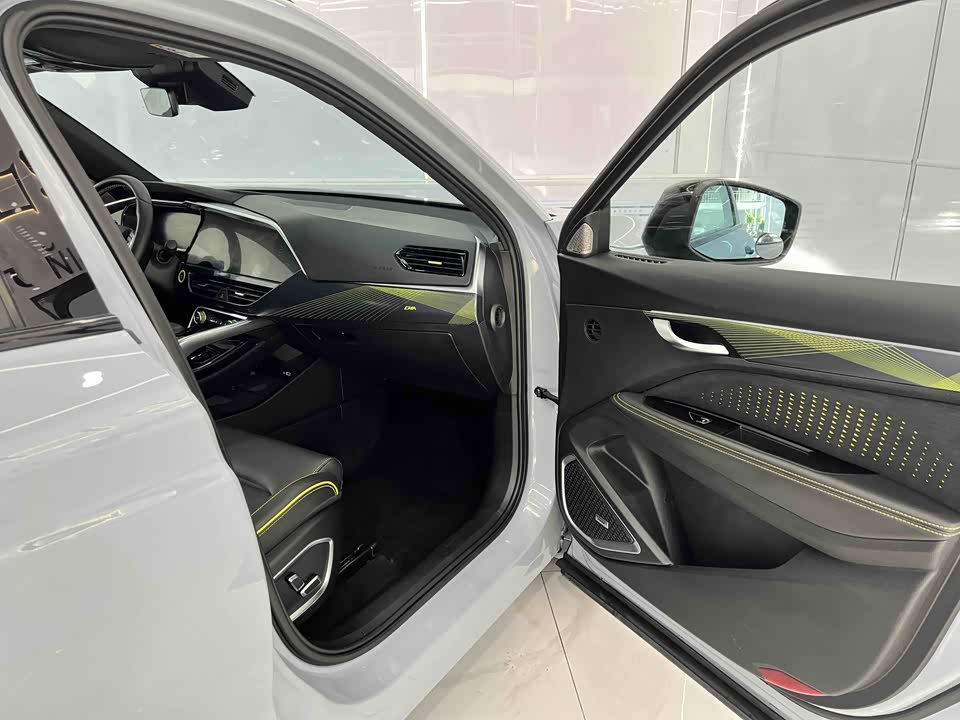 Geely Tugella (рест)