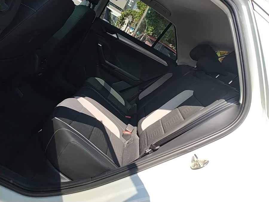 Volkswagen T-ROC 2020, фото 17