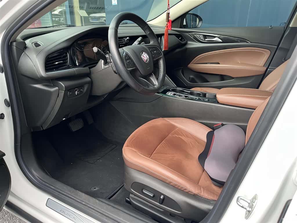 Buick Regal, 2022 все фото