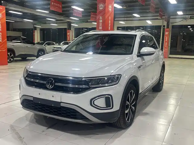 Volkswagen T-ROC 2024 — купить из Китая под заказ