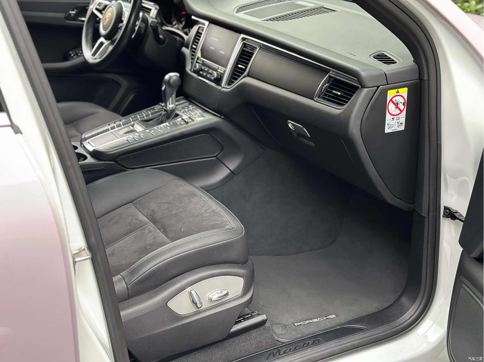 Porsche Macan, 2018 12