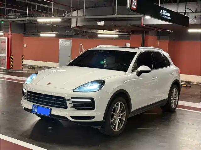 Porsche Cayenne 2018 — купить из Китая под заказ