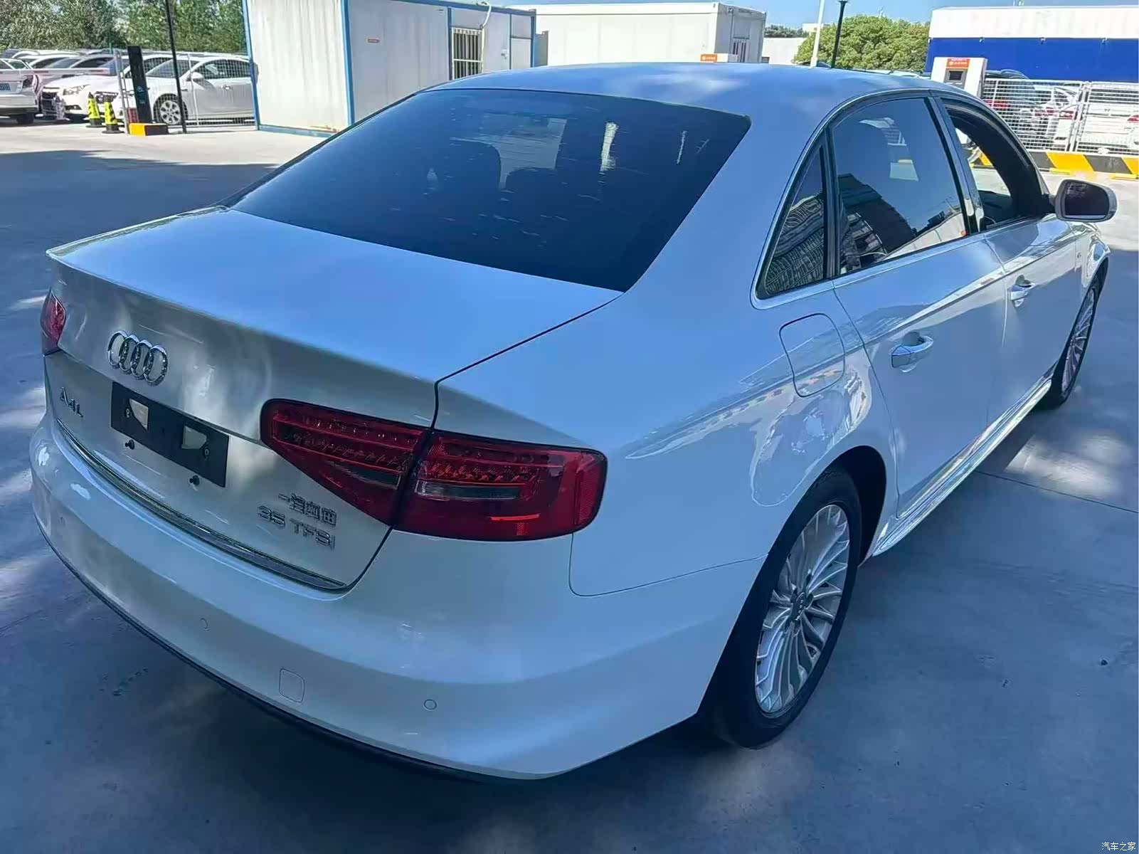 Audi A4L, 2016 8
