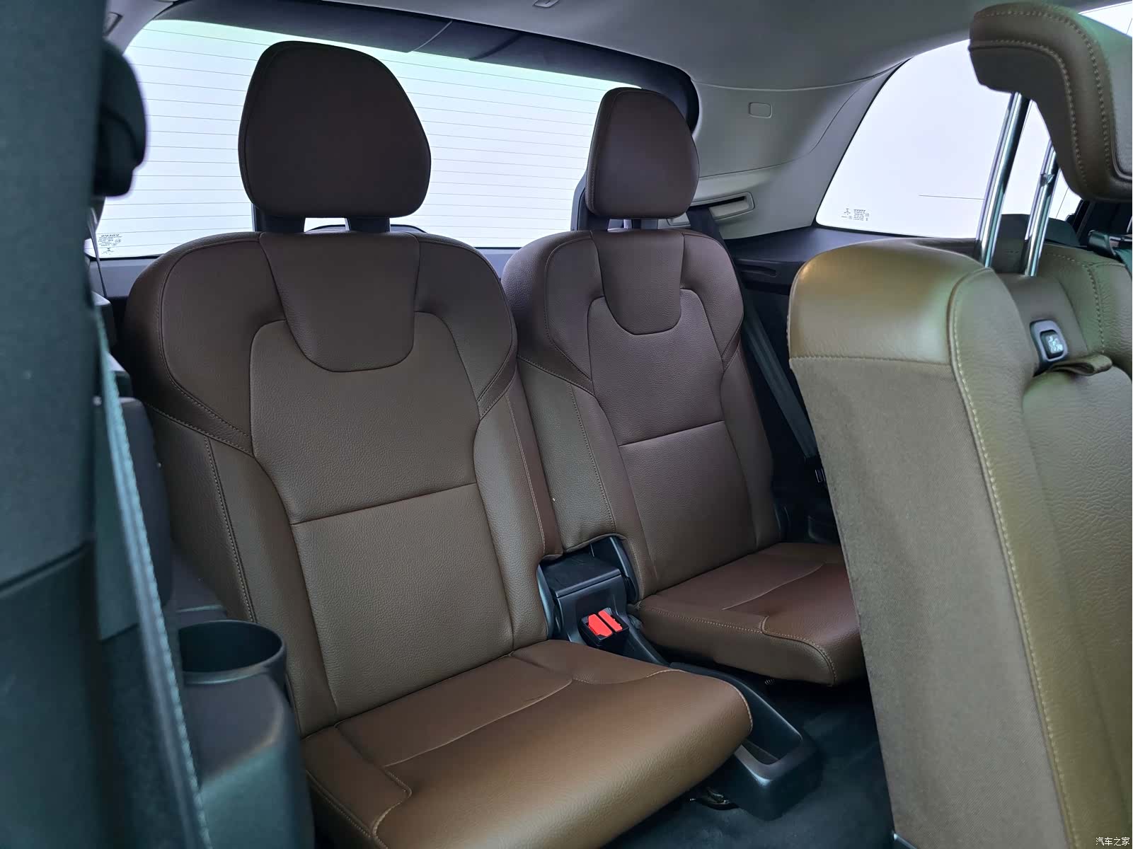 Volvo XC90, 2020 19