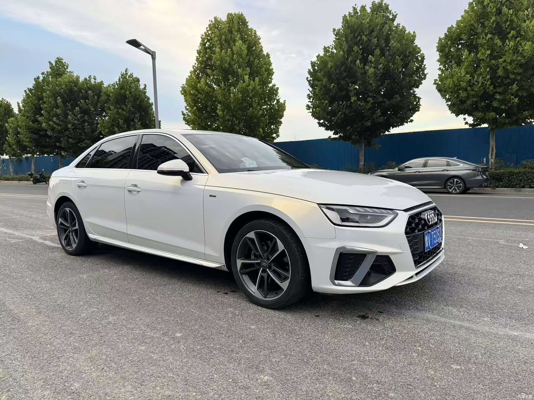 Audi A4L, 2020 3