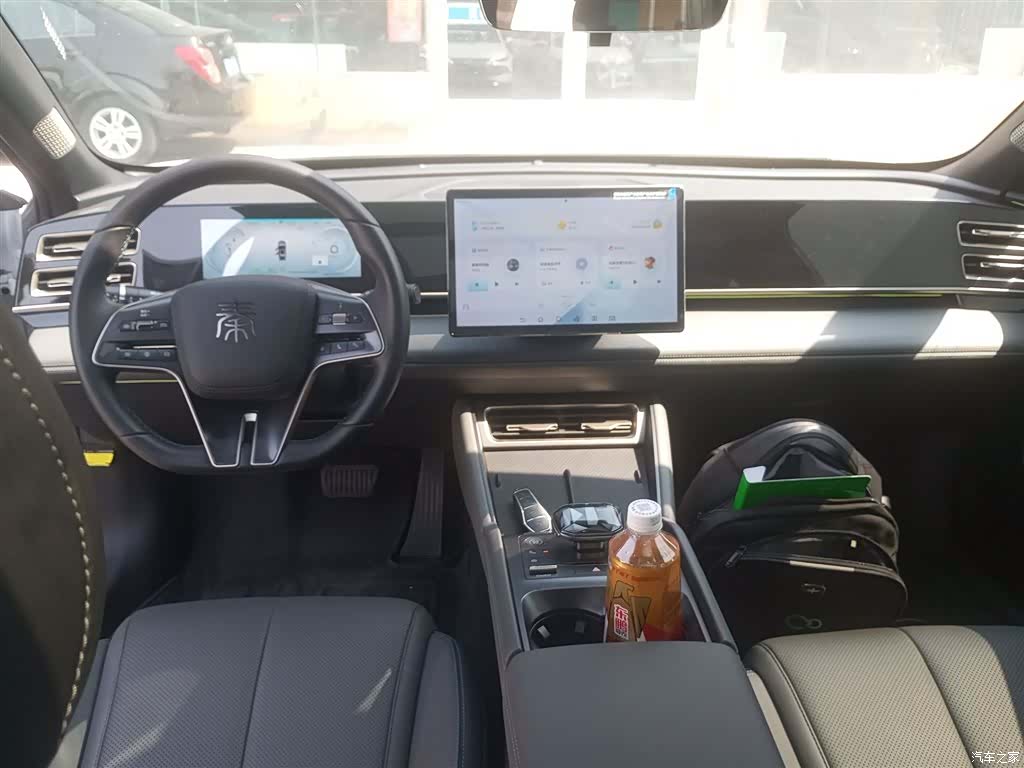 BYD Qin, 2025 10