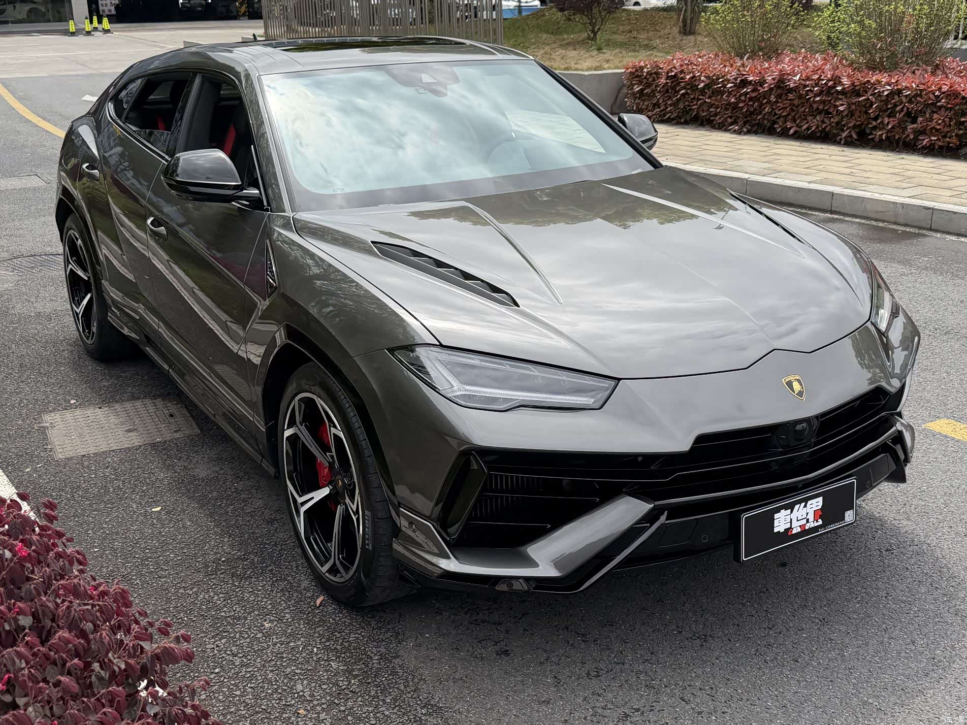 Lamborghini Urus, 2023 2