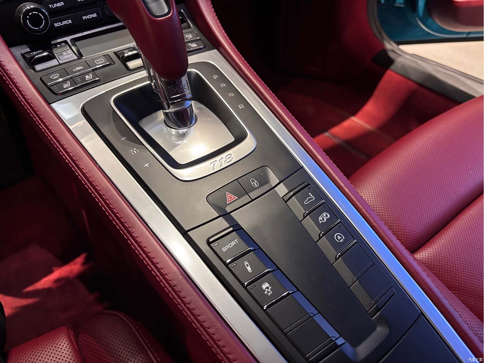 Porsche Cayman, 2019 13