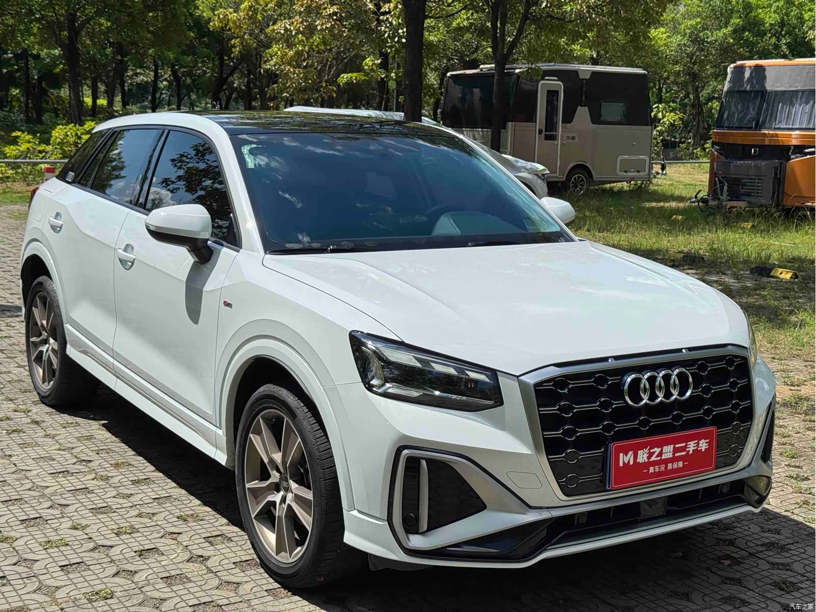 Audi Q2L, 2022 8