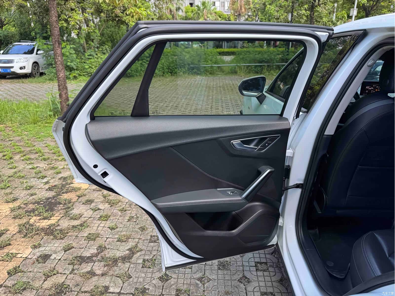 Audi Q2L, 2022 35