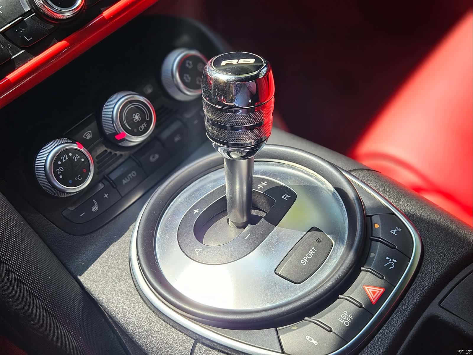 Audi TT, 2009 11