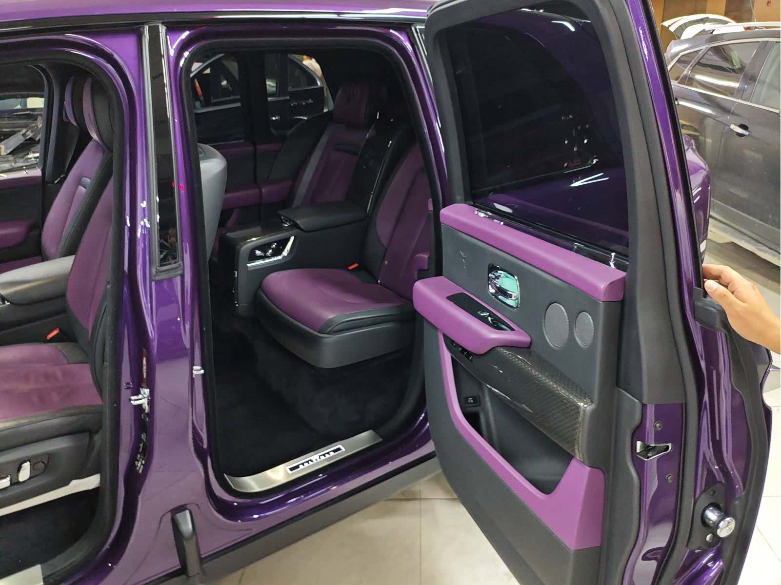 Rolls-Royce Cullinan, 2021 3