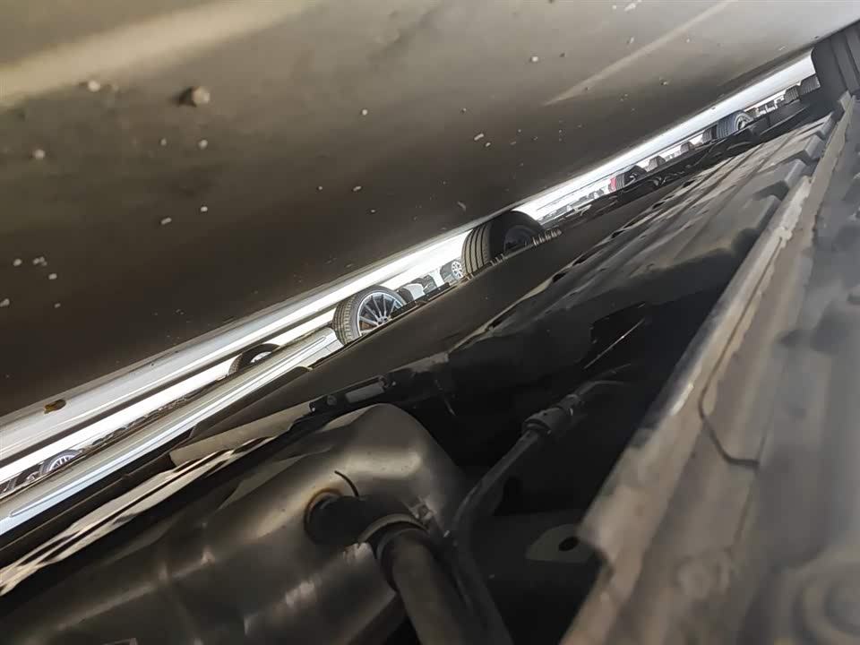 JAC Refine Ruifeng RF8 PHEV