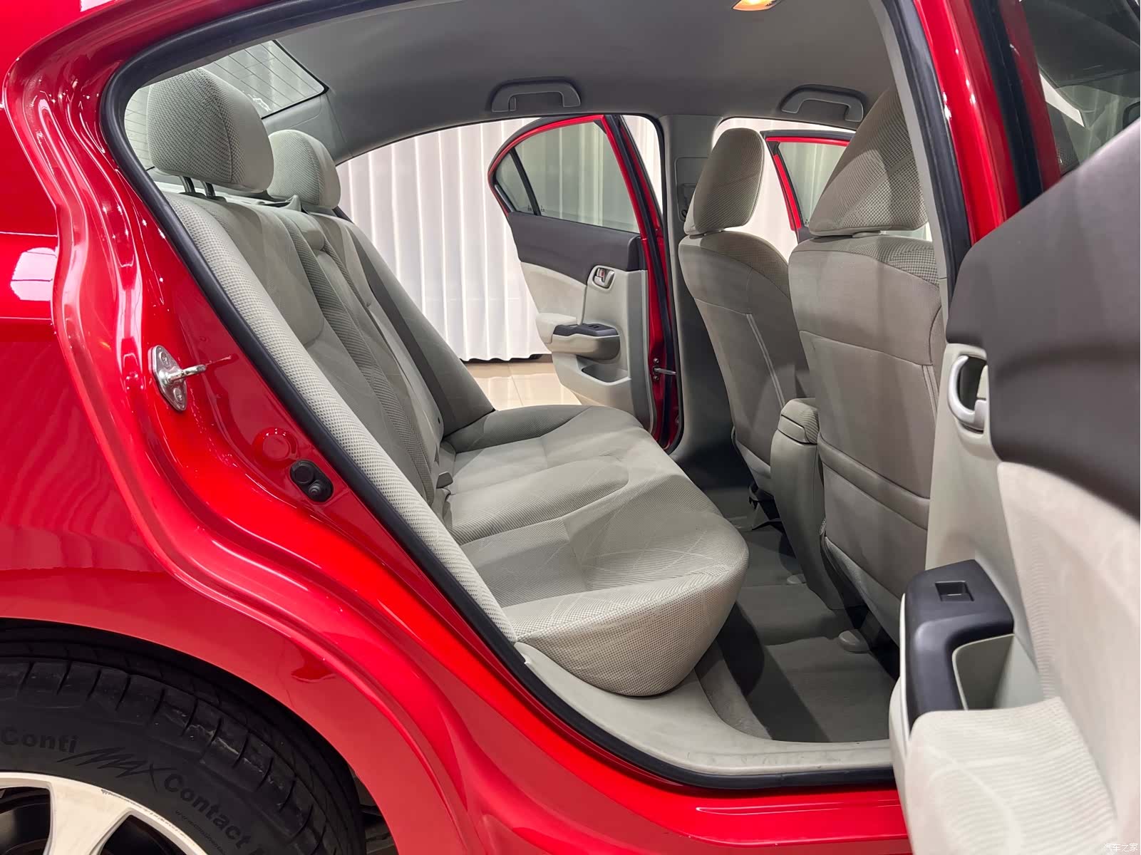 Honda Civic, 2011 10