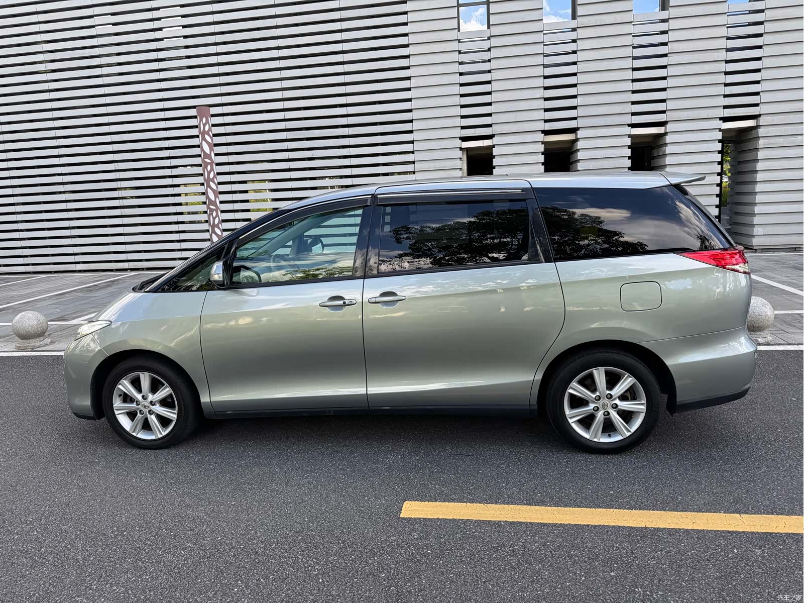 Toyota 7, 2009 10