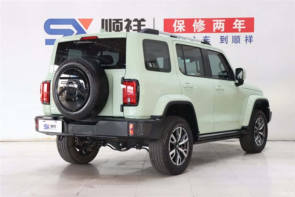 Tank 300, 2022 4