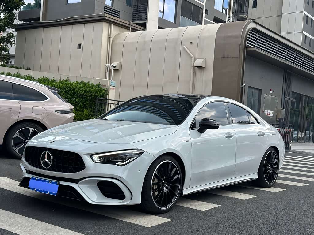 Mercedes-Benz CLA AMG