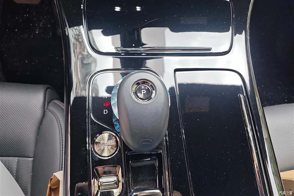 Trumpchi M8, 2023 16