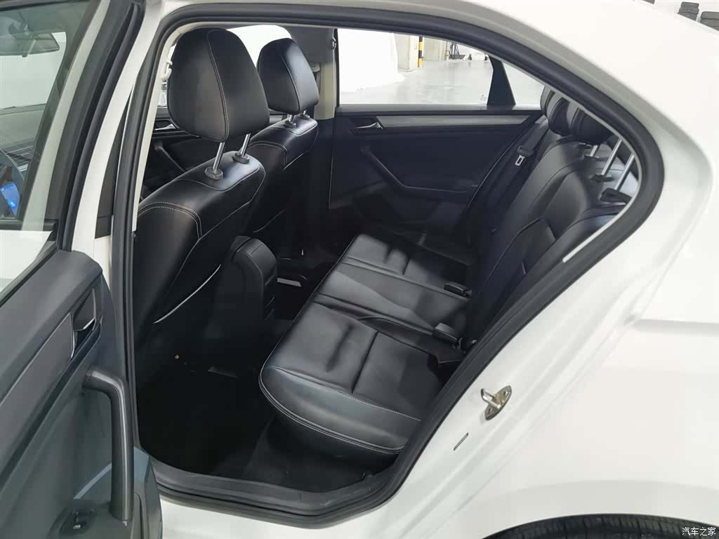 Volkswagen Bora, 2021 15