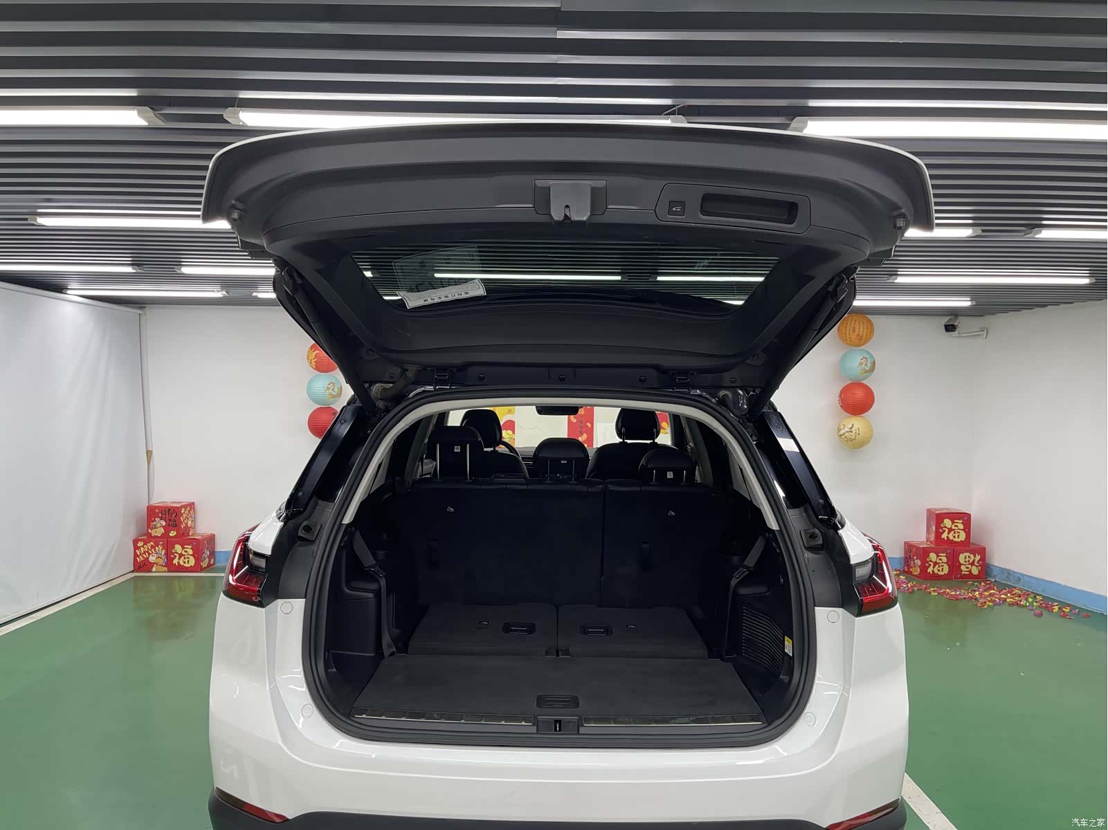 NIO ES8, 2019 25
