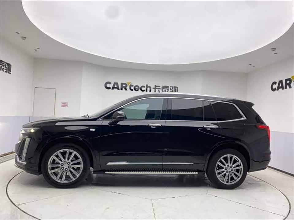 Cadillac XT6