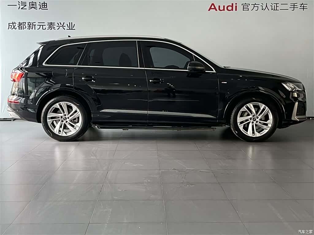 Audi Q7, 2023 3