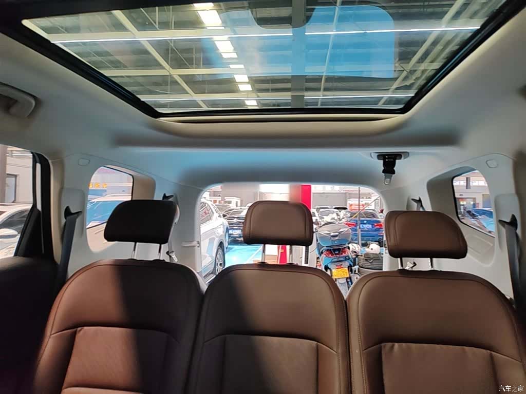 Geely Haoyue, 2023 18