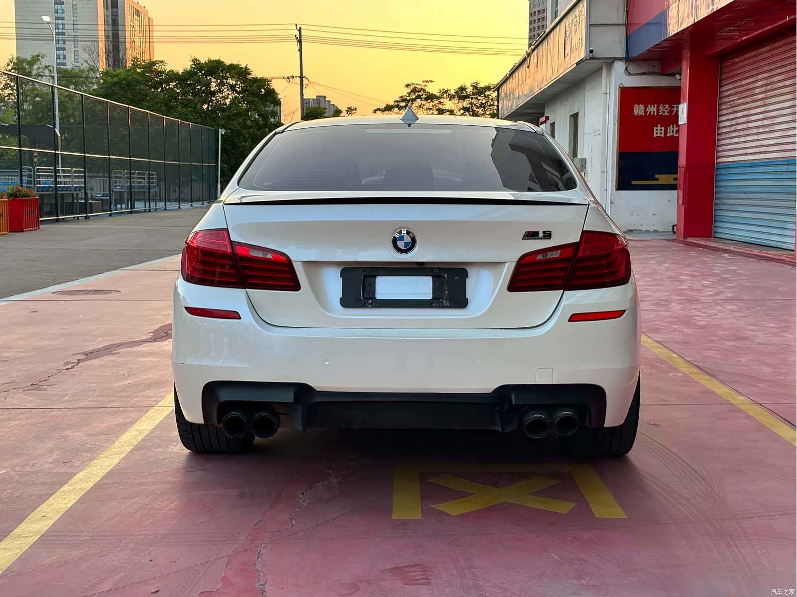 BMW 5 Series, 2016 все фото