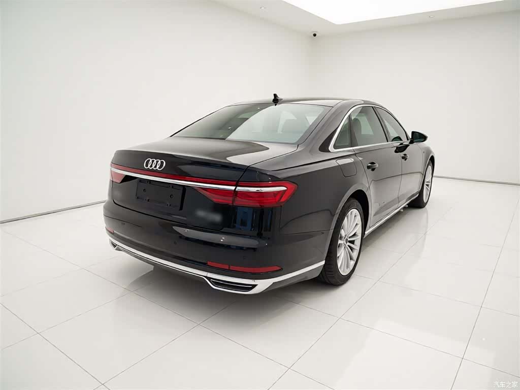 Audi A8L, 2021 все фото