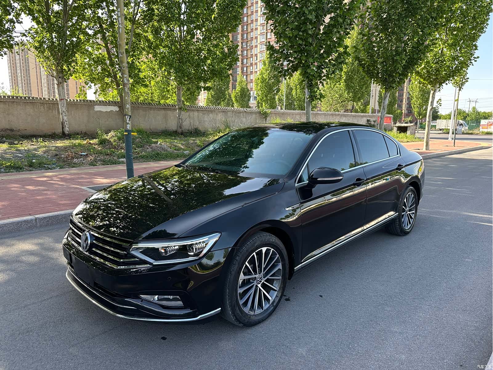 Volkswagen Magotan, 2021 1