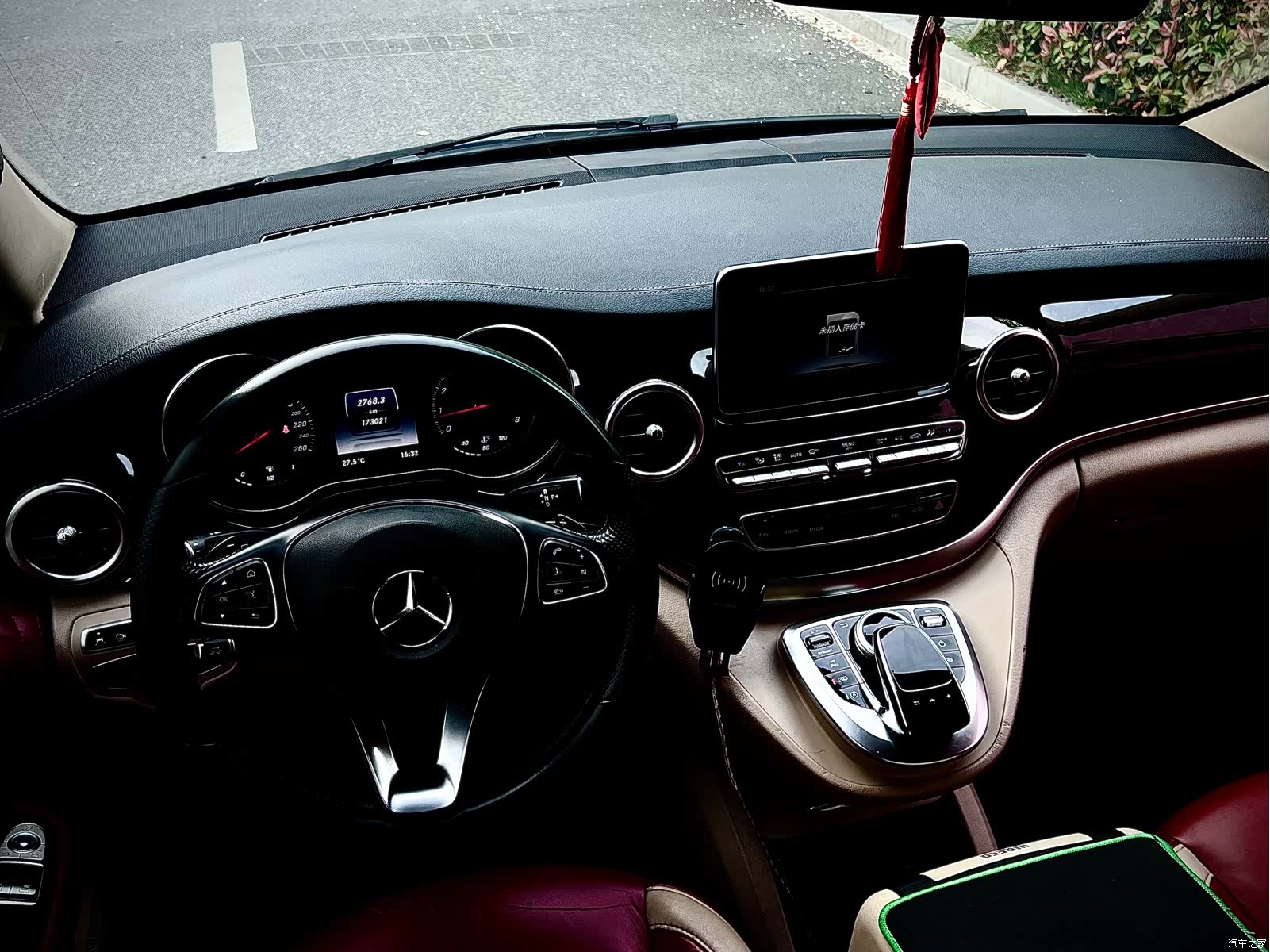 Mercedes-Benz V-Class, 2018 25