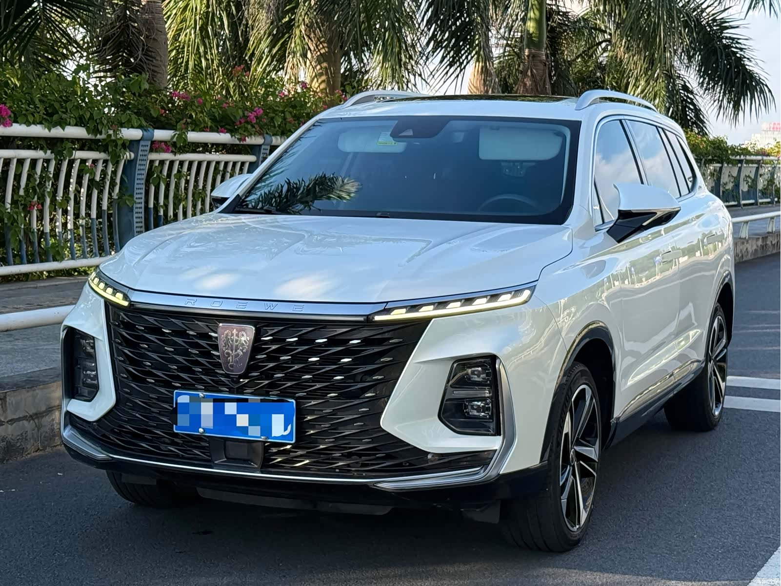 Roewe RX5