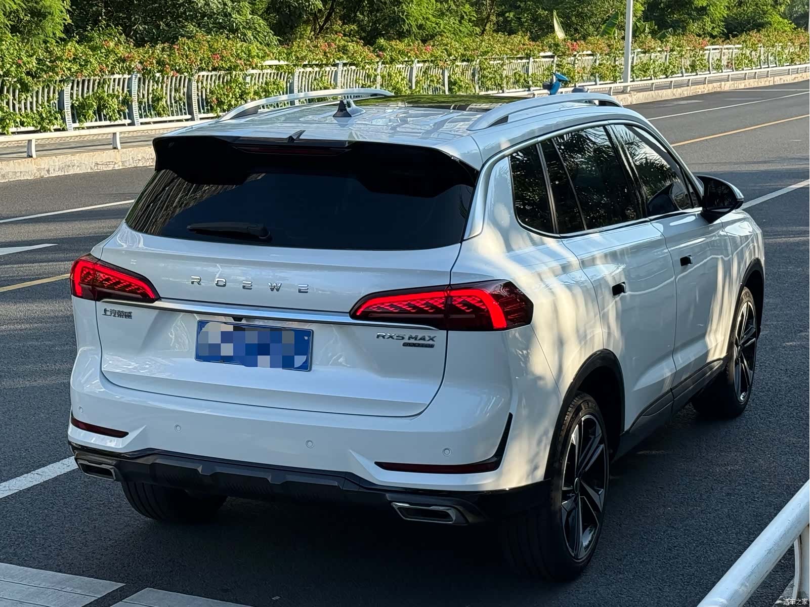 Roewe RX5, 2022 4