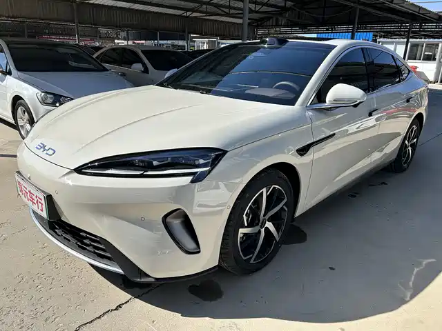 BYD Seal 07 DM-i 2025 — купить из Китая под заказ