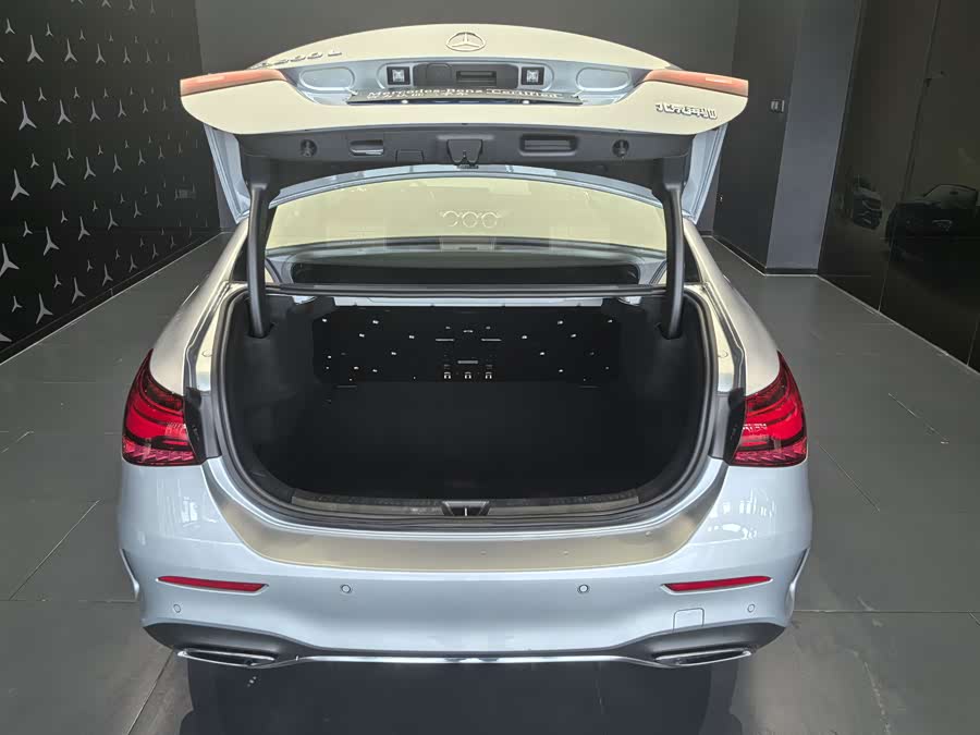 Mercedes-Benz A-Class 2023, фото 18