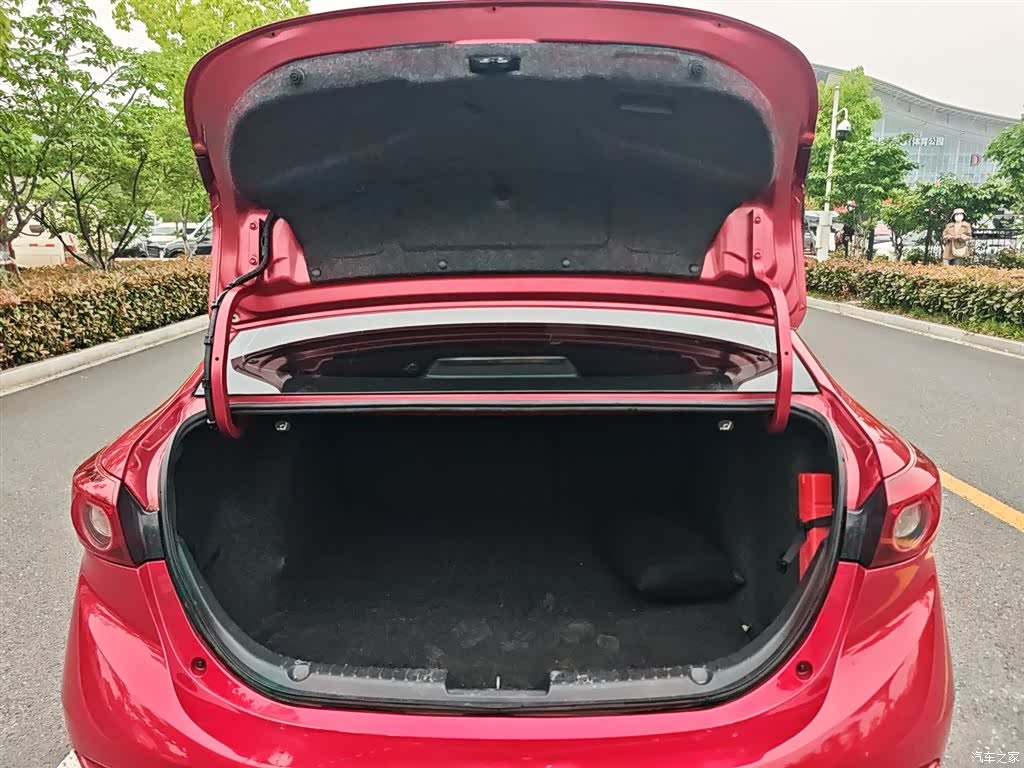 Mazda Mazda3, 2019 22