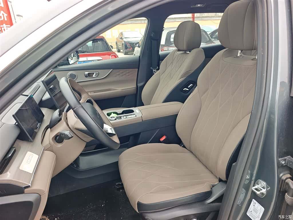 Chery Tiggo 8 Plus, 2025 15