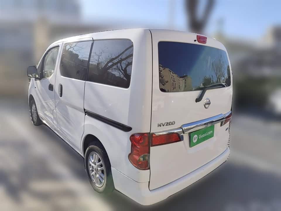 Nissan NV200