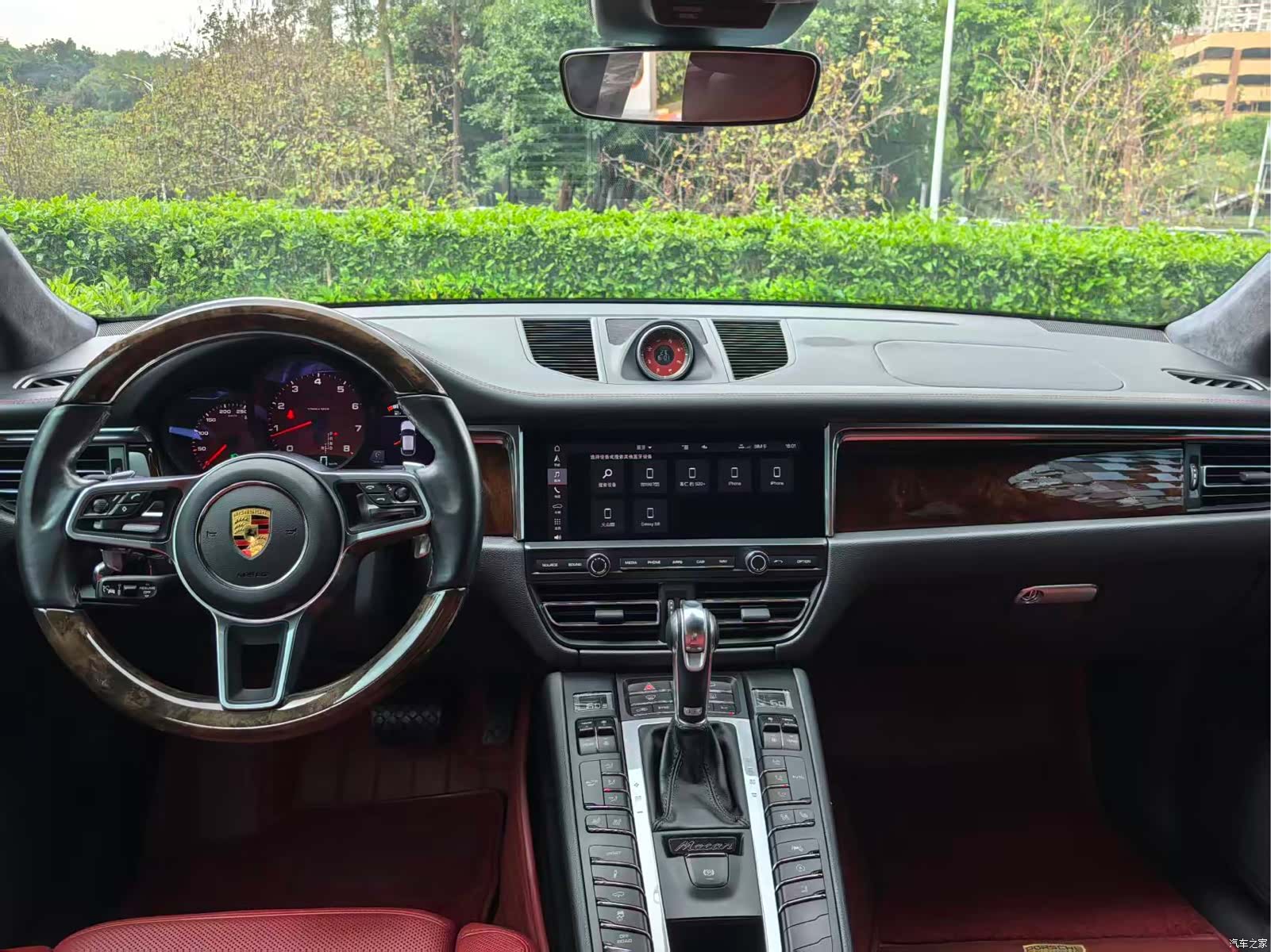 Porsche Macan, 2021 9