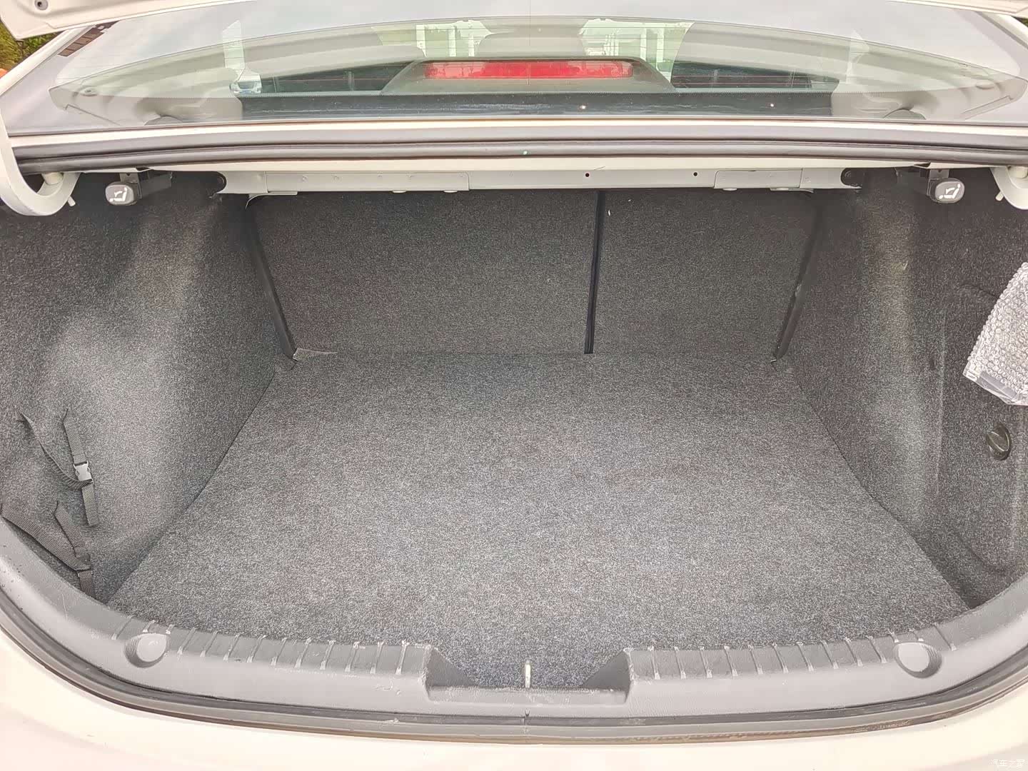 Mazda Mazda3, 2018 12