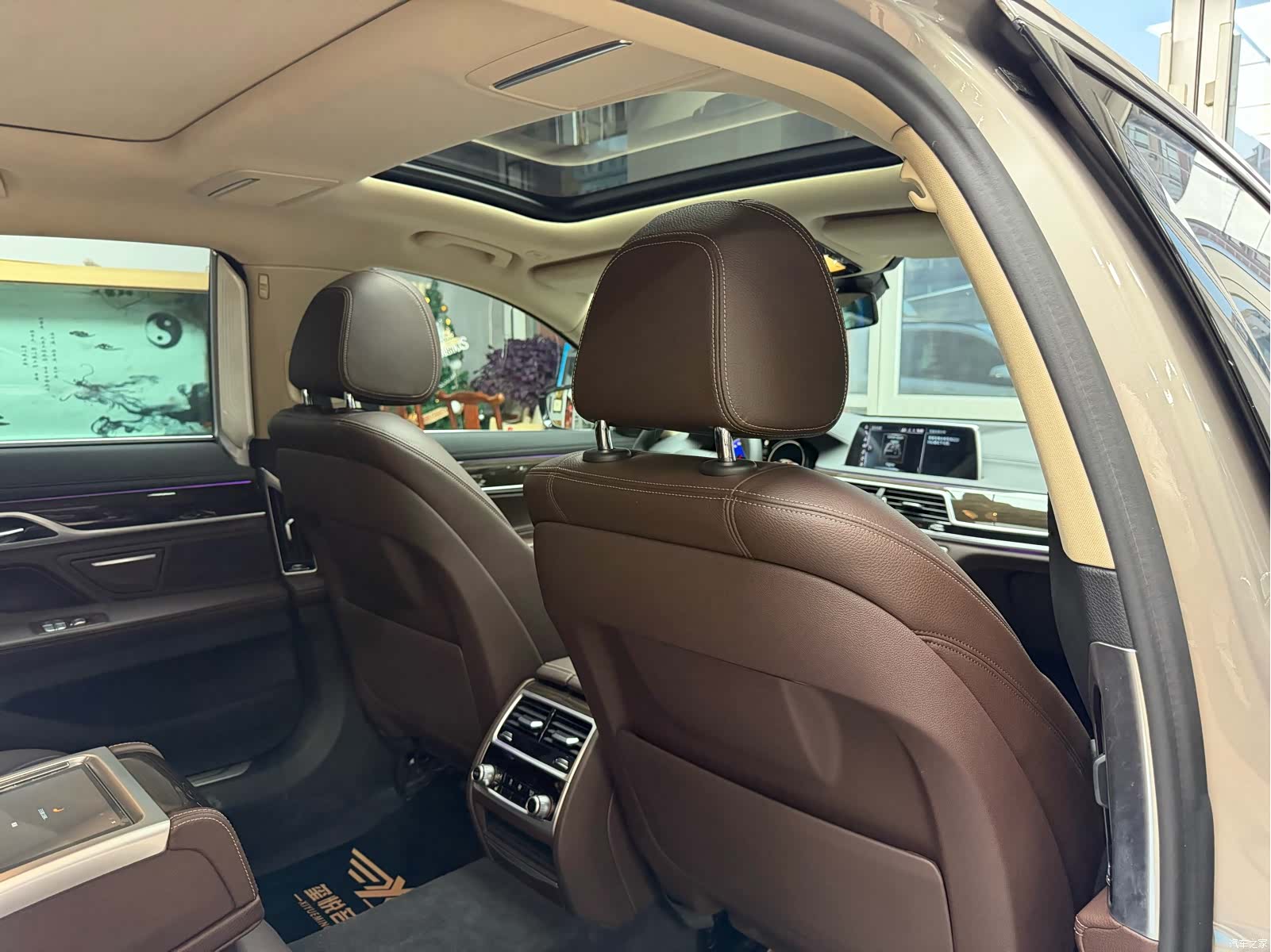 BMW 7 Series, 2017 32